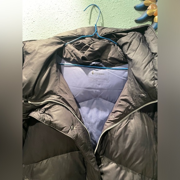 Cotopaxi winter coat - Picture 3 of 10